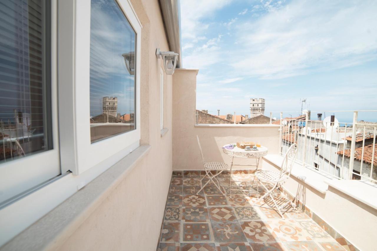 Aria Di Vico Aparthotel 维科德尔加尔加诺 外观 照片